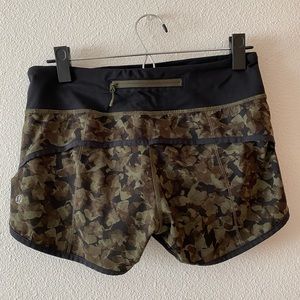 Lululemon Industrial Camo Low-Rise Lined Short
